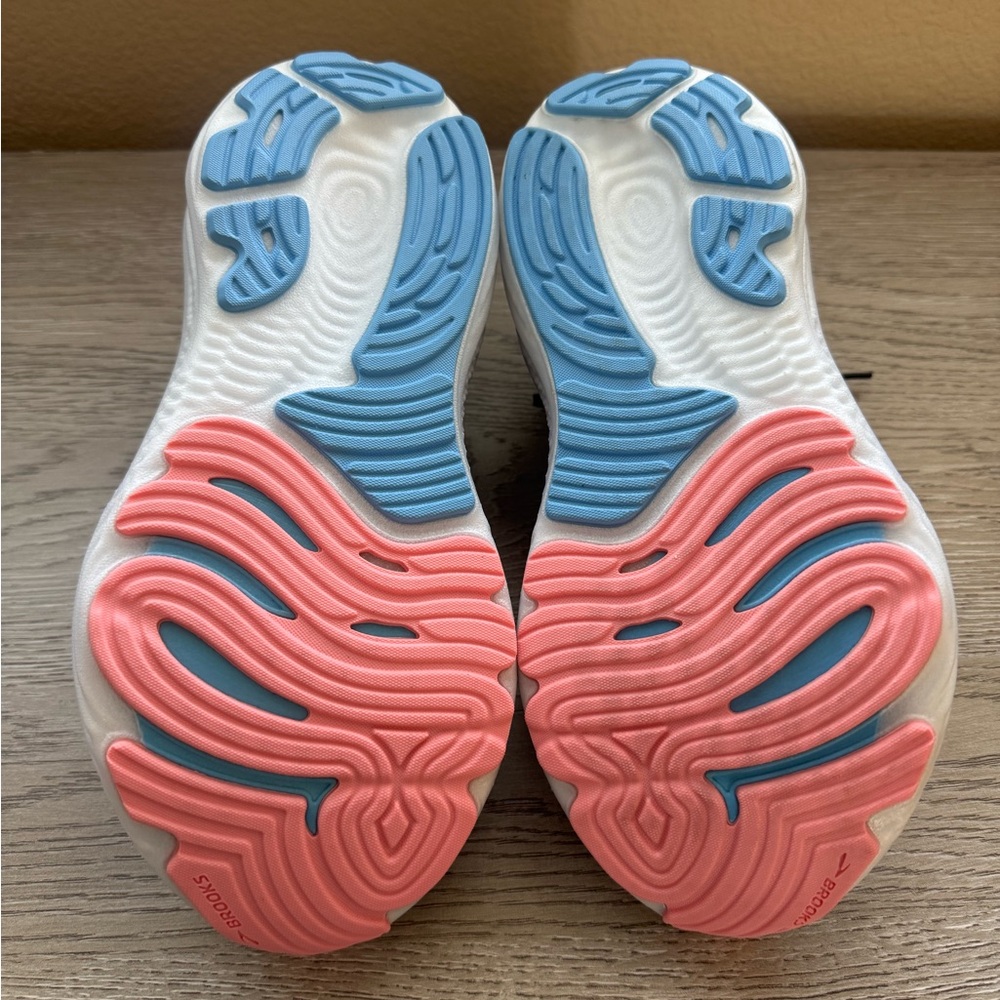 Brooks Glycerin GTS 22 Women’s Running Shoes | Size 7.5 Wide - Picture 2 of 6